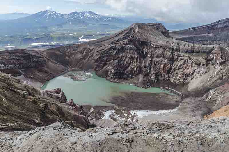 87 - Rusia - Kamchatka - volcan Gorely - crater